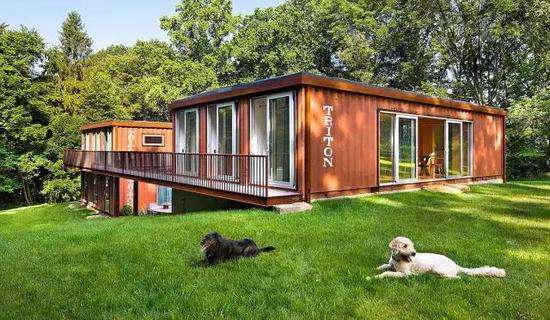 Tiny container house